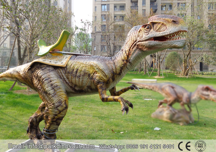 dinosaurio realista animatronic montable